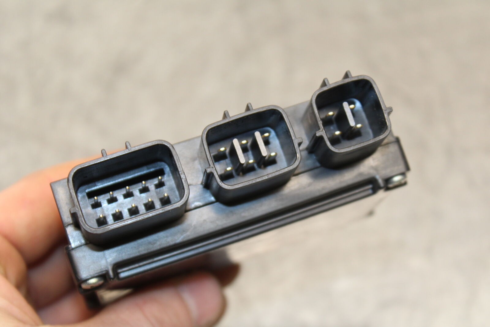 19-22 KAWASAKI Z400 RELAY ASSEMBLY FUSE BOX BB738
