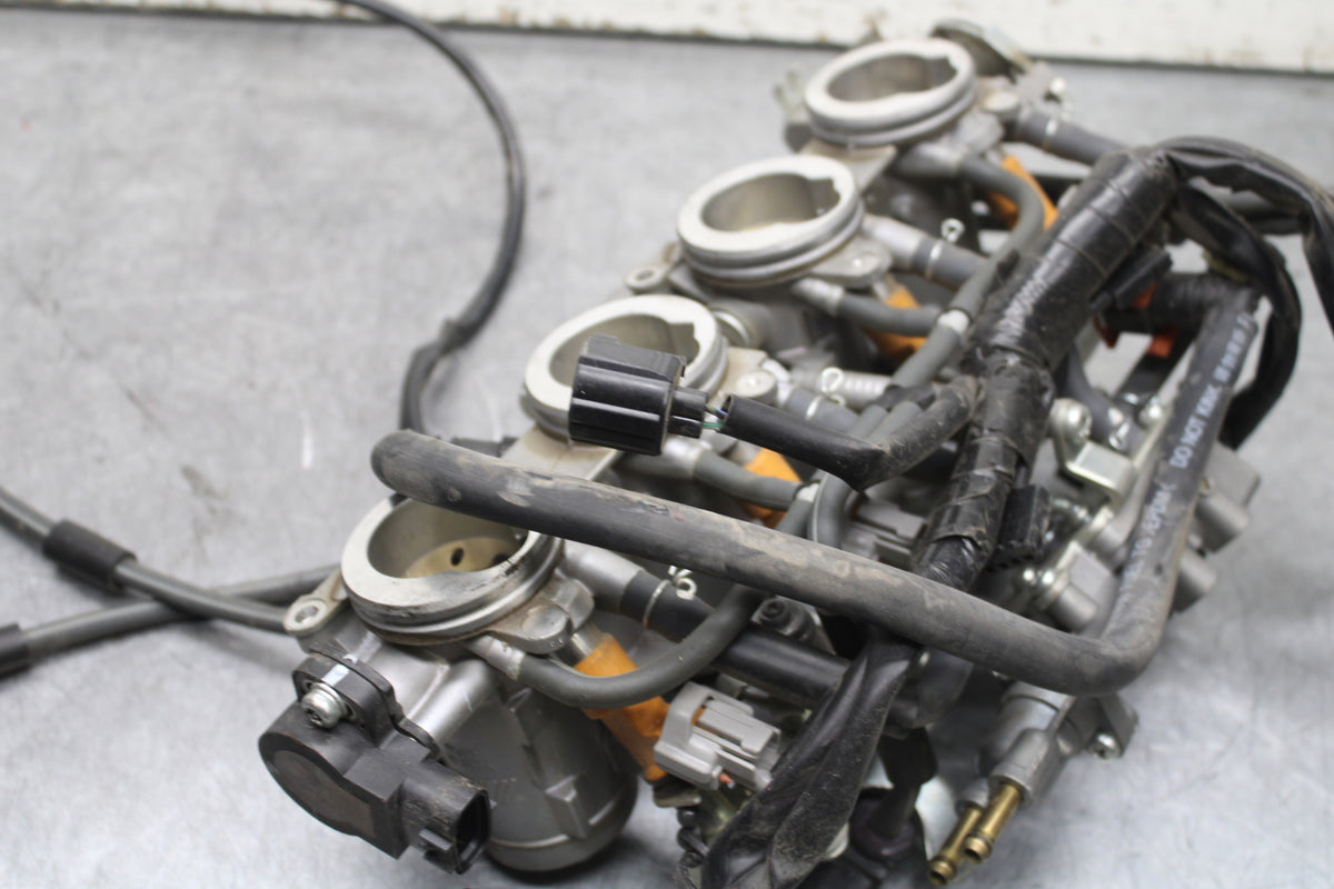 09-15 YAMAHA FZ6R MAIN FUEL INJECTORS / THROTTLE BODIES 36P-13750-10-00 BB719