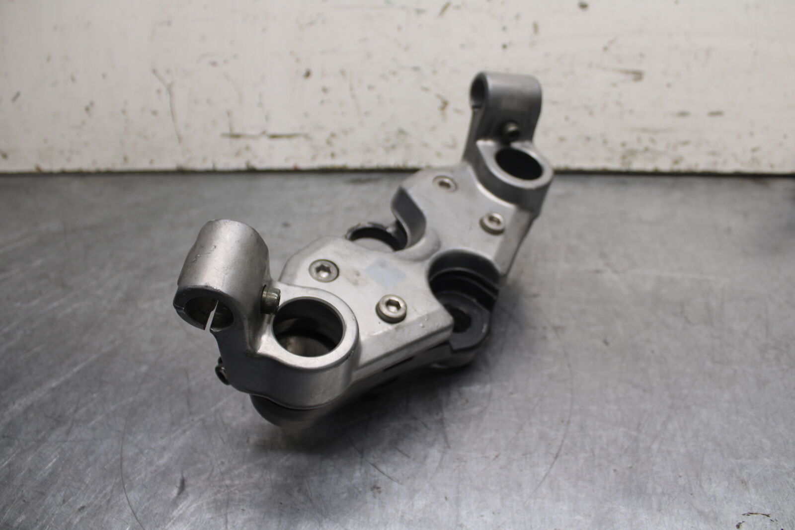 04-05 SUZUKI KATANA 750 GSX750F FORKS UPPER TRIPLE TREE CLAMP BB110