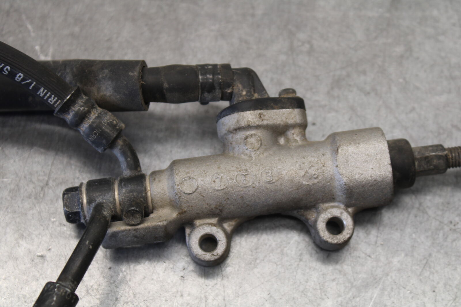 04-12 HONDA ST1300A REAR BACK BRAKE MASTER CYLINDER W RESERVOIR BB669