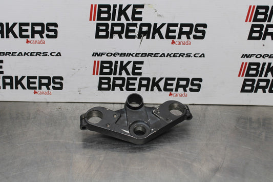 08-12 KAWASAKI NINJA 250R FORKS UPPER TRIPLE TREE CLAMP BB824