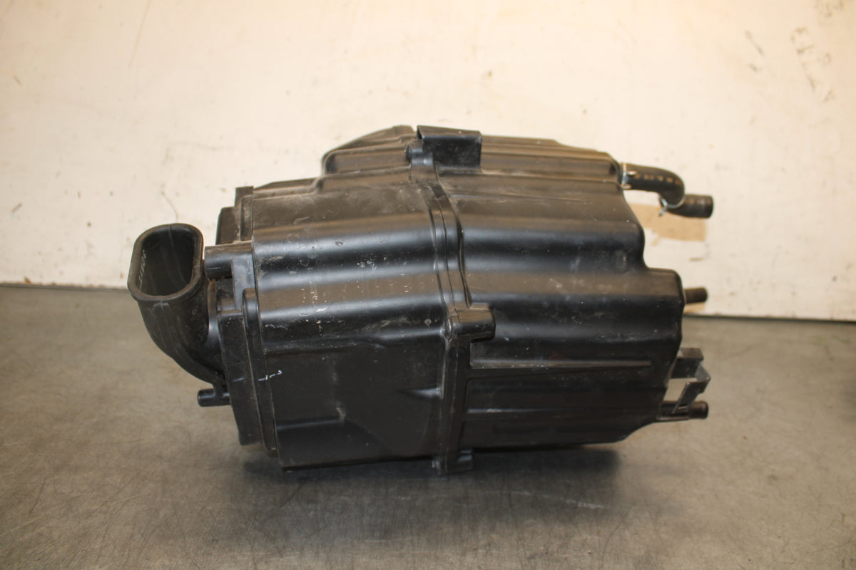 13-15 HONDA CBR500R AIRBOX AIR INTAKE FILTER BOX 17225-MGZ-D00 BB704