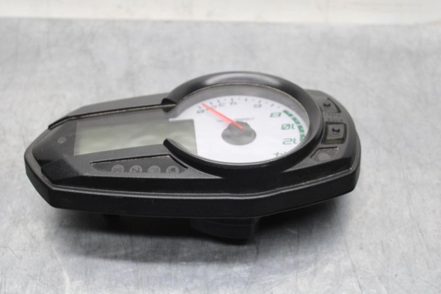 2011 Kawasaki Ninja ZX6R ZX600R SPEEDO TACH GAUGES DISPLAY SPEEDOMETER BB587