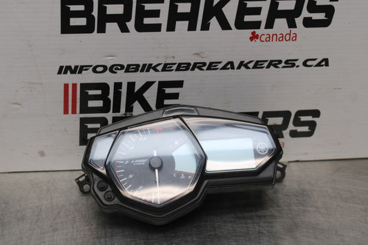 17-18 YAMAHA YZF R3 SPEEDO GAUGES DISPLAY CLUSTER SPEEDOMETER TACHOMETER BB813