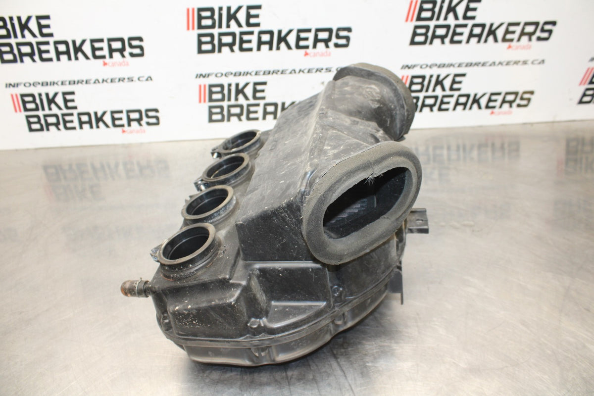 06-07 SUZUKI GSXR600 AIRBOX AIR INTAKE FILTER BOX BB836