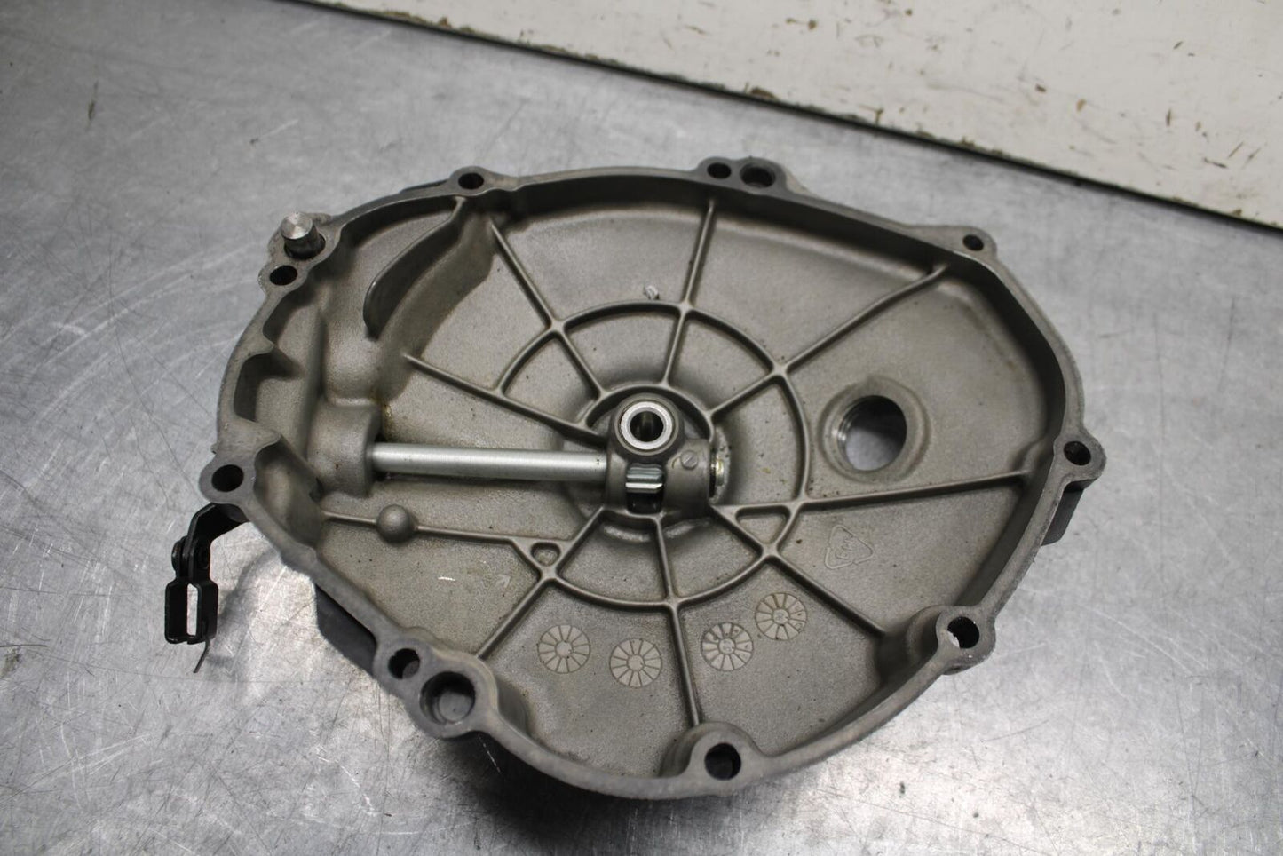 09-14 YAMAHA YZF R1 CLUTCH SIDE ENGINE MOTOR COVER 14B-15421-00-00 BB471