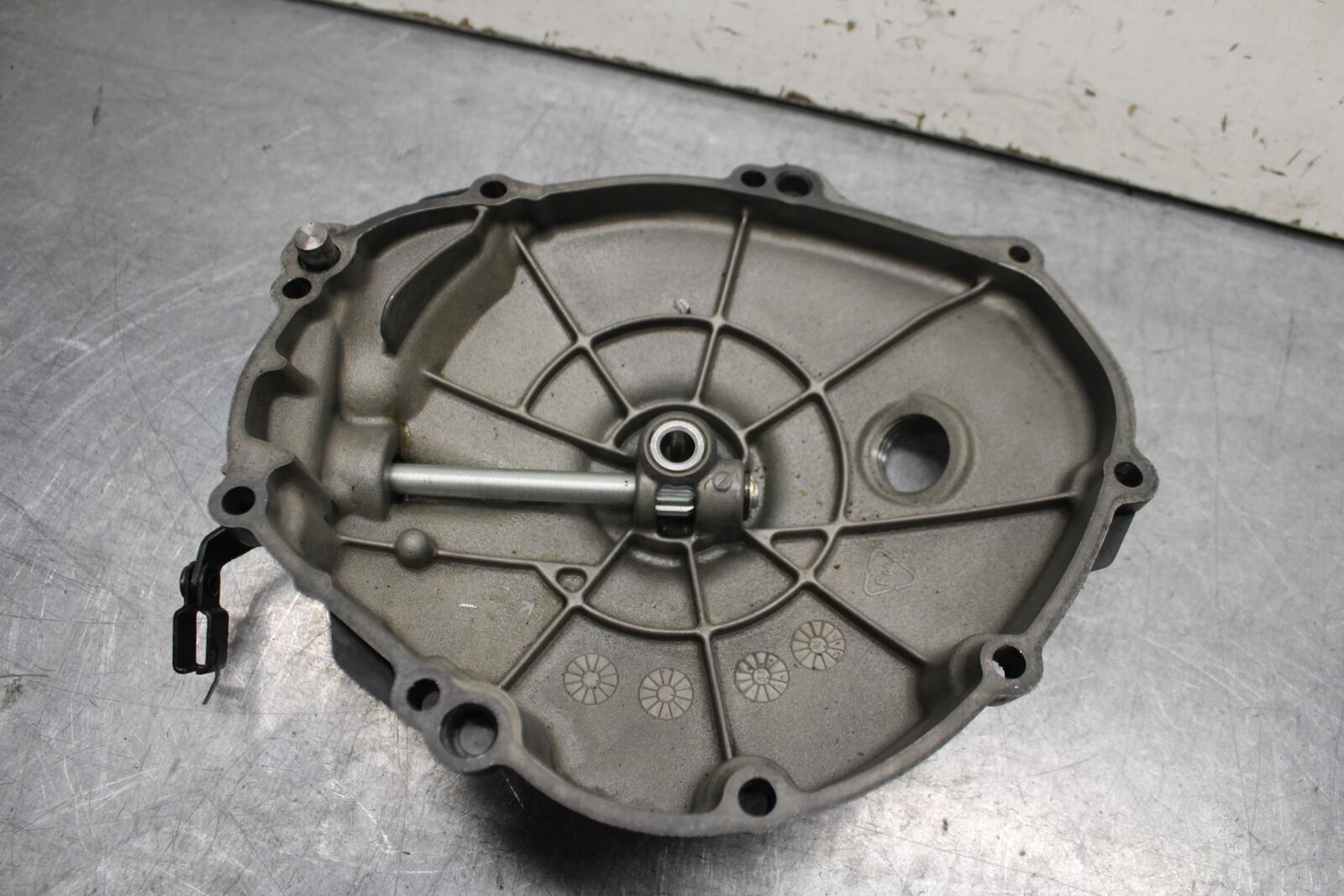 09-14 YAMAHA YZF R1 CLUTCH SIDE ENGINE MOTOR COVER 14B-15421-00-00 BB471