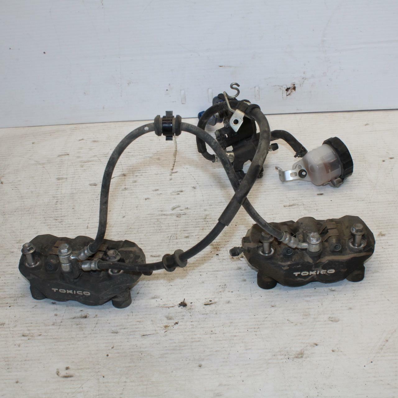 08-09 SUZUKI GSXR600 RIGHT LEFT FRONT BRAKE CALIPER SET PAIR CALIPERS BB156B