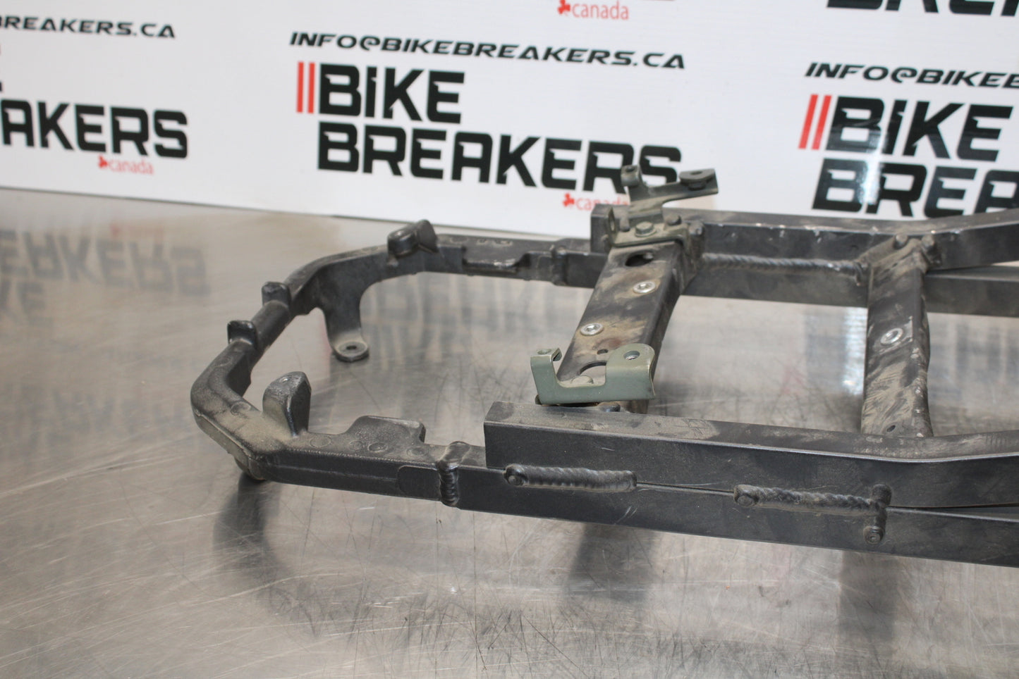04-05 KAWASAKI NINJA ZX10R REAR SUBFRAME BACK SUB FRAME BB163