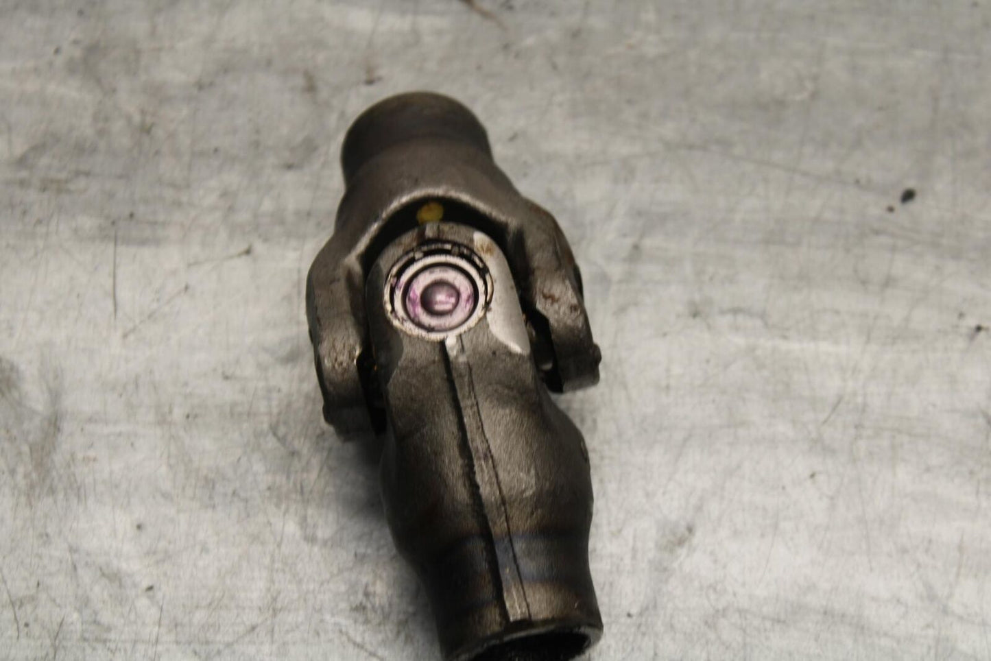 2007 Honda Shadow Spirit 1100 VT1100C DRIVE YOKE AXEL U-JOINT BB561