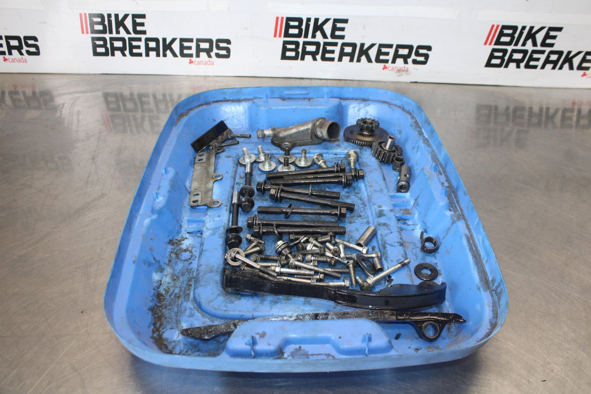 11-24 SUZUKI GSXR750 ENGINE MOUNTING BOLTS HARDWARE MOTOR SCREWS BB879