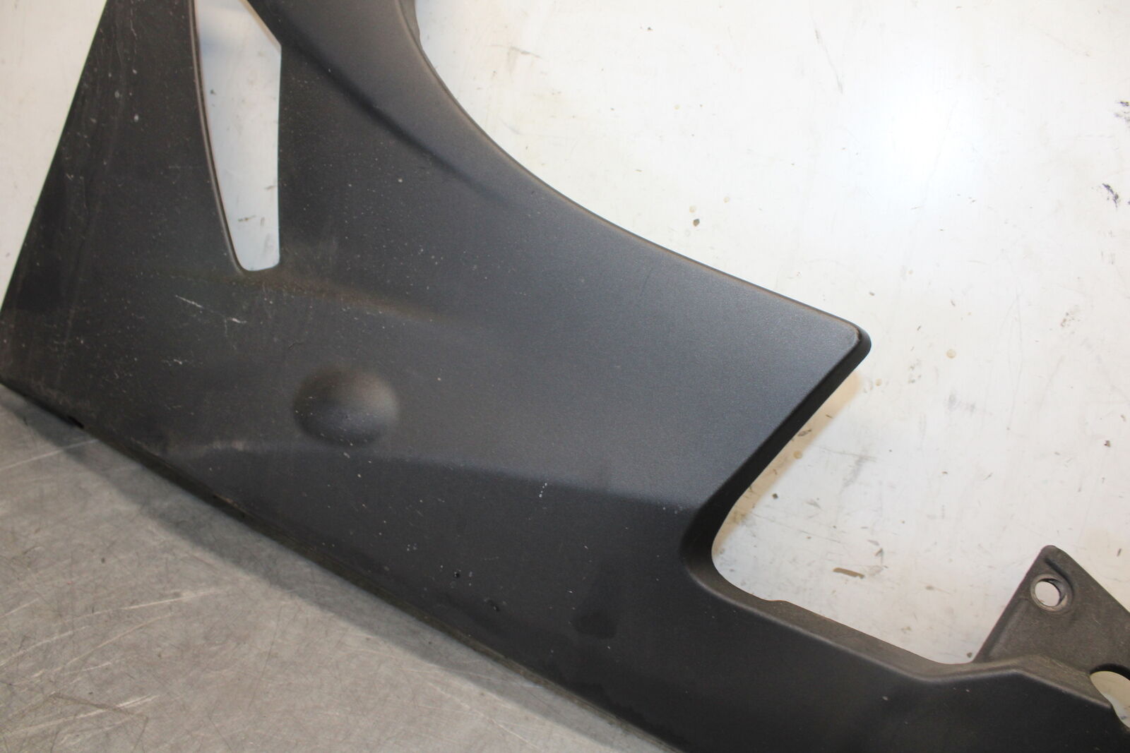 09-12 KAWASAKI NINJA ZX6R LEFT LOWER BOTTOM BELLY SIDE FAIRING COWL BB698