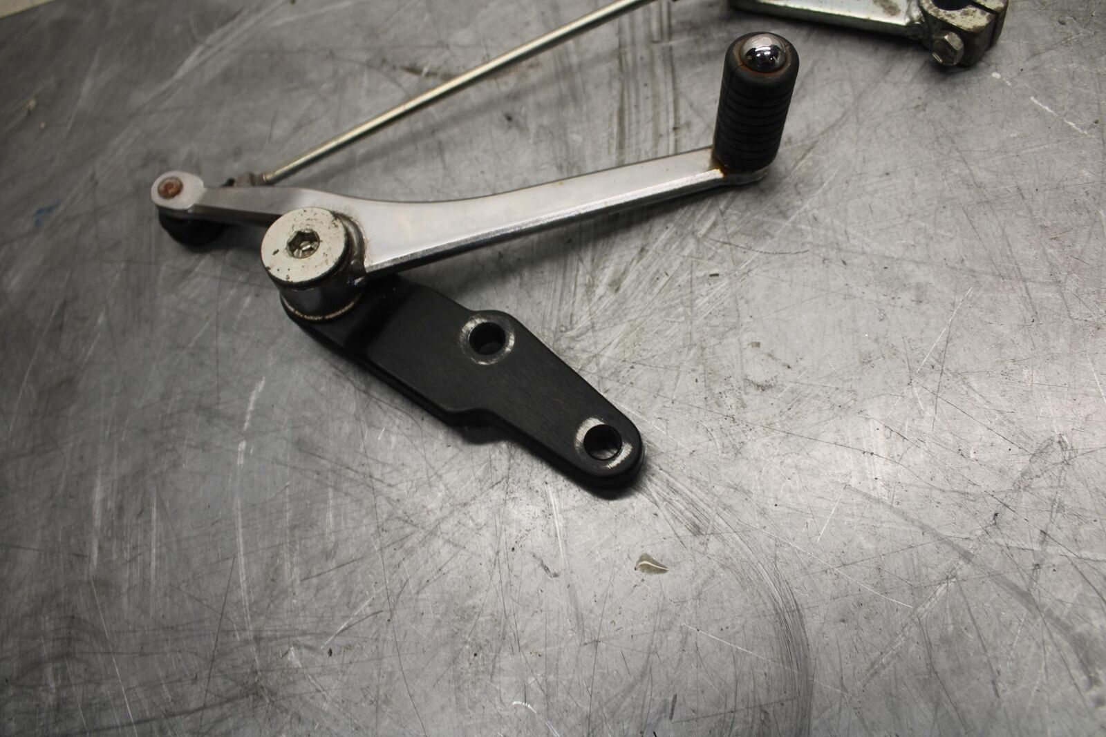 2016 Suzuki Bandit 1250S GSF1250SA ABS SHIFTER LINKAGE SHIFT LINK PEDAL BB509