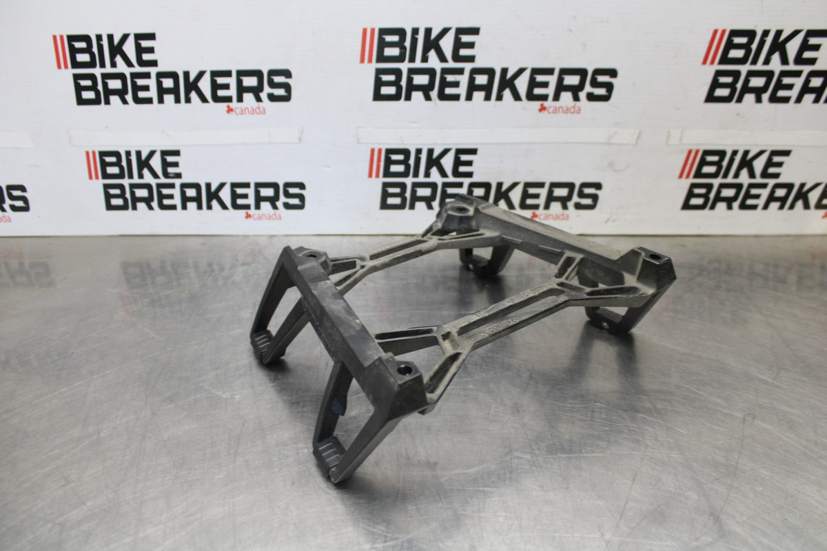 20-23 BMW F900R REAR RACK MOUNT BRACKET LUGGAGE RACK BB923