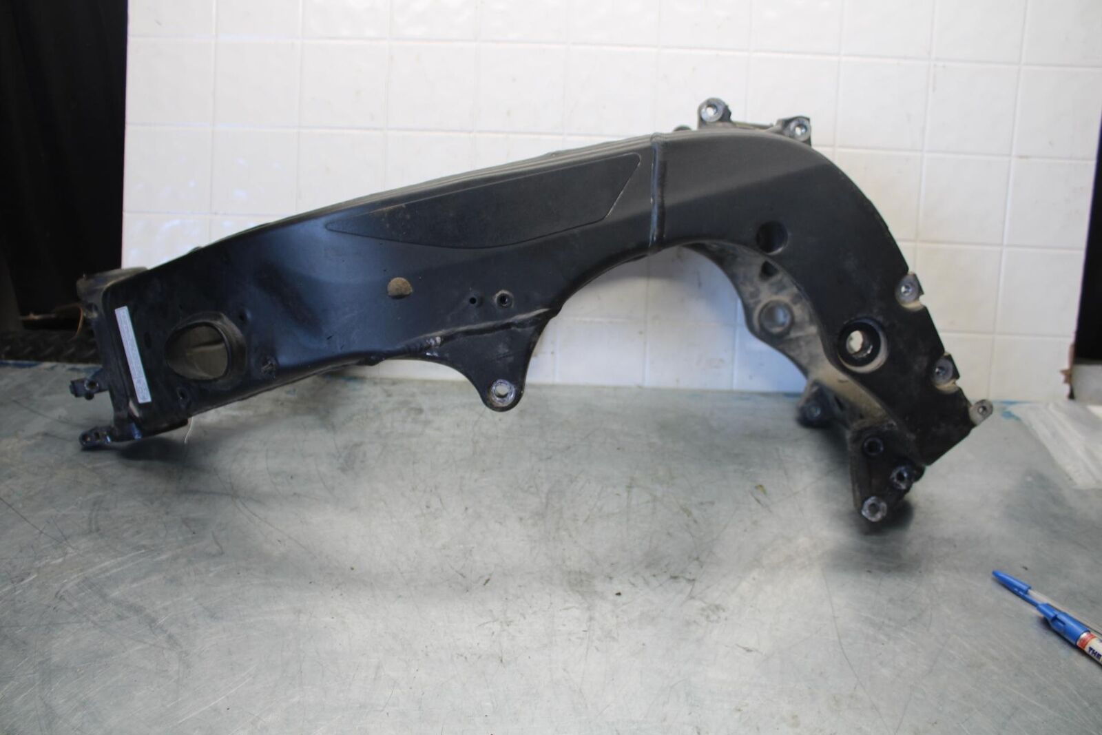 07-08 YAMAHA YZF R1 FRAME CHASSIS BB425