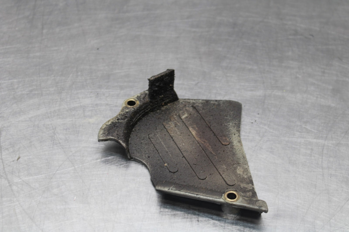 05 DUCATI SUPERSPORT 800 ENGINE SPROCKET COVER BB913