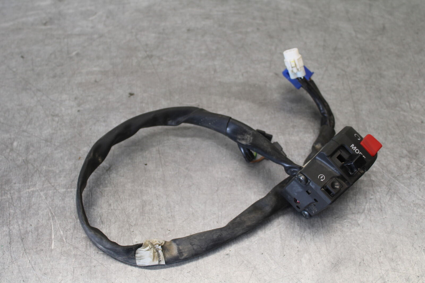 09-14 YAMAHA YZF R1 RIGHT CLIP ON HANDLE KILL OFF START SWITCH SWITCHES BB696