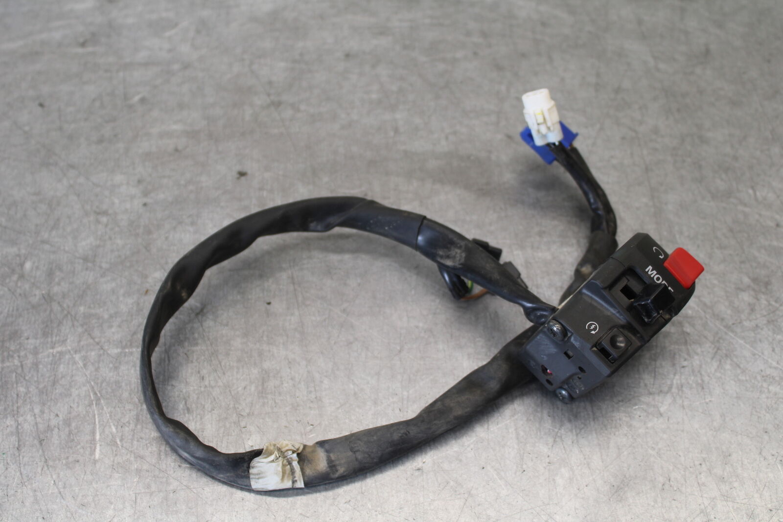 09-14 YAMAHA YZF R1 RIGHT CLIP ON HANDLE KILL OFF START SWITCH SWITCHES BB696