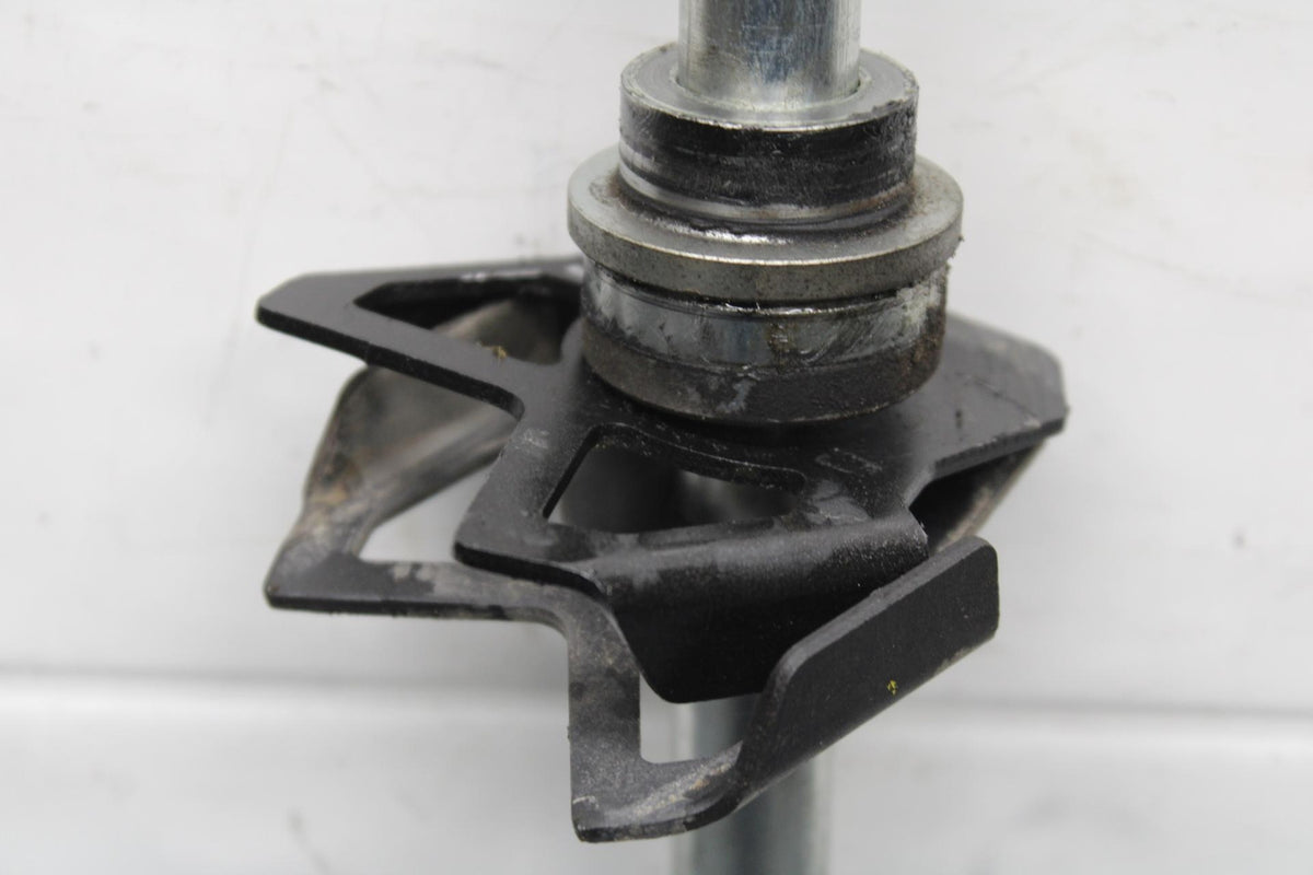 19-22 KAWASAKI Z400 REAR AXLE BACK WHEEL RIM PIVOT BOLT AXEL BB586
