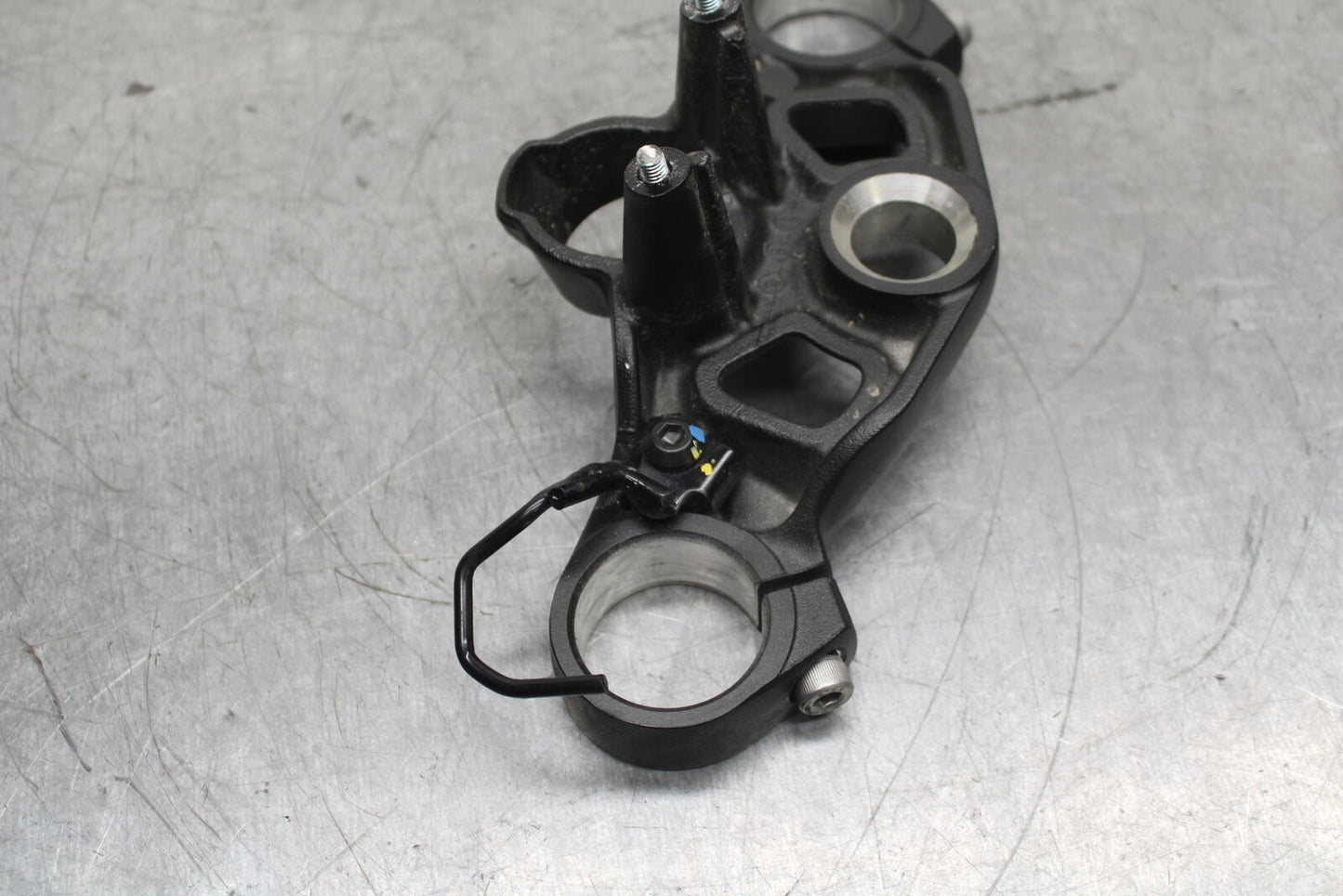 18-23 KAWASAKI NINJA 400 EX400 ABS FORKS UPPER TRIPLE TREE CLAMP BB747