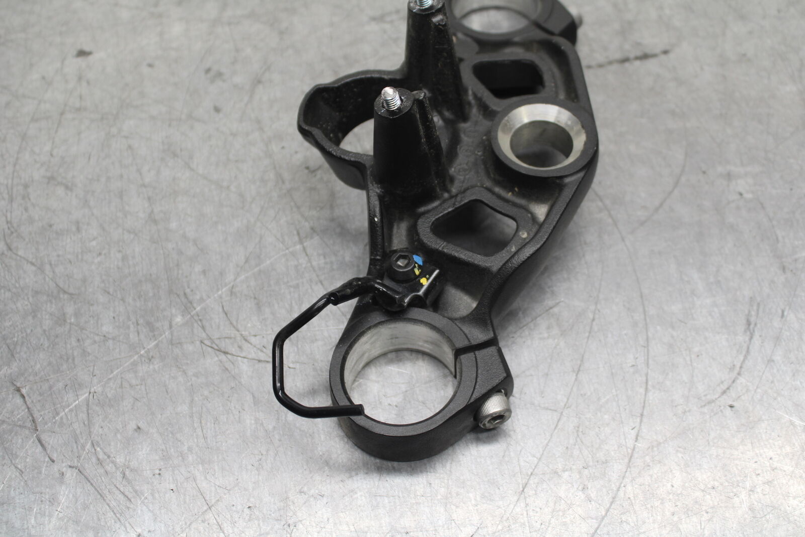 18-23 KAWASAKI NINJA 400 EX400 ABS FORKS UPPER TRIPLE TREE CLAMP BB747