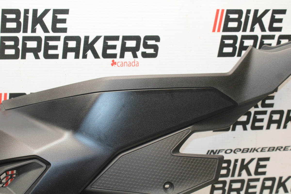 23-26 KAWASAKI NINJA ZX4RR LEFT FRONT UPPER MID SIDE FAIRING COWL PLASTIC BB00