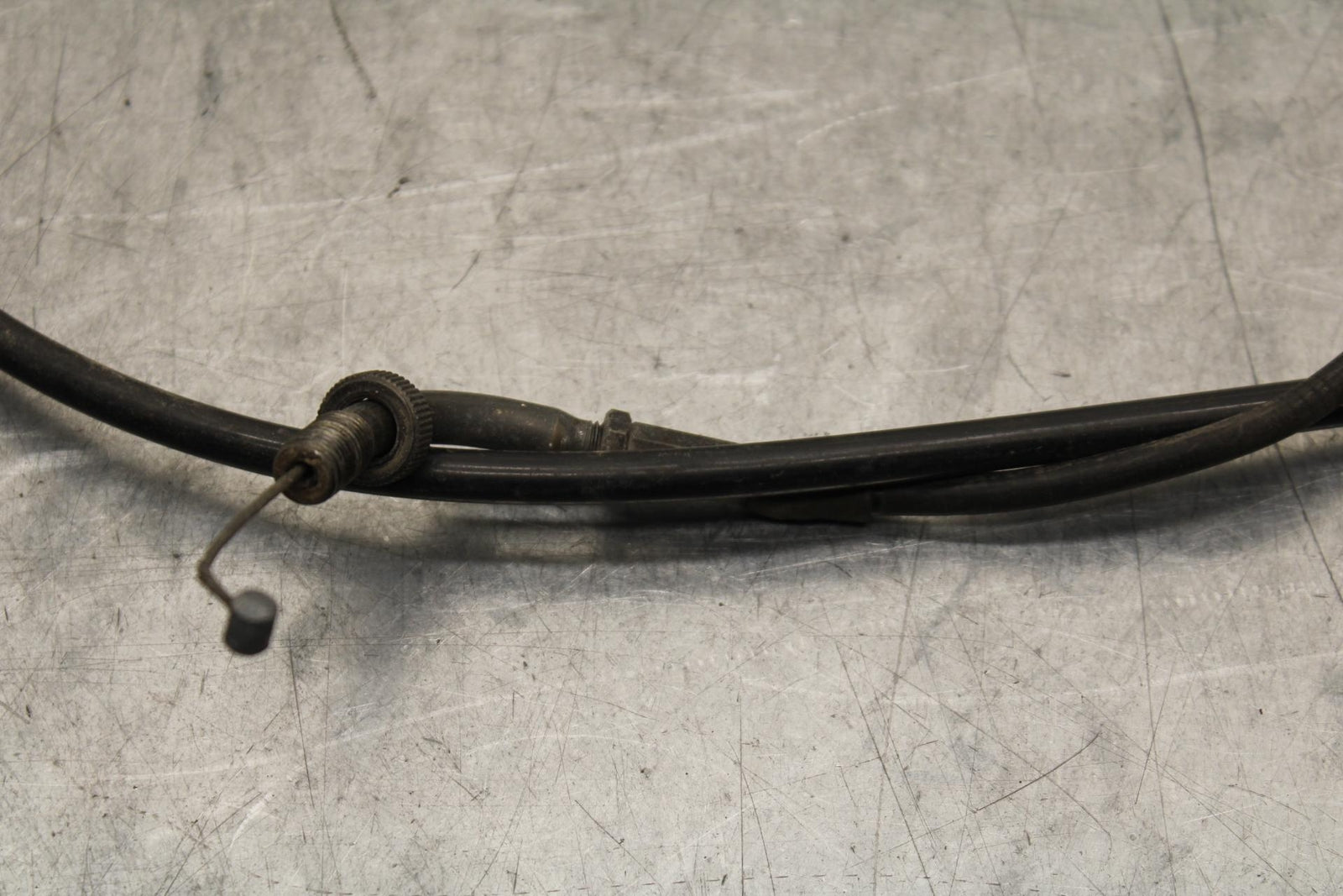 75 SUZUKI GT 550 CLUTCH THROTTLE BRAKECABLE LINE BB67