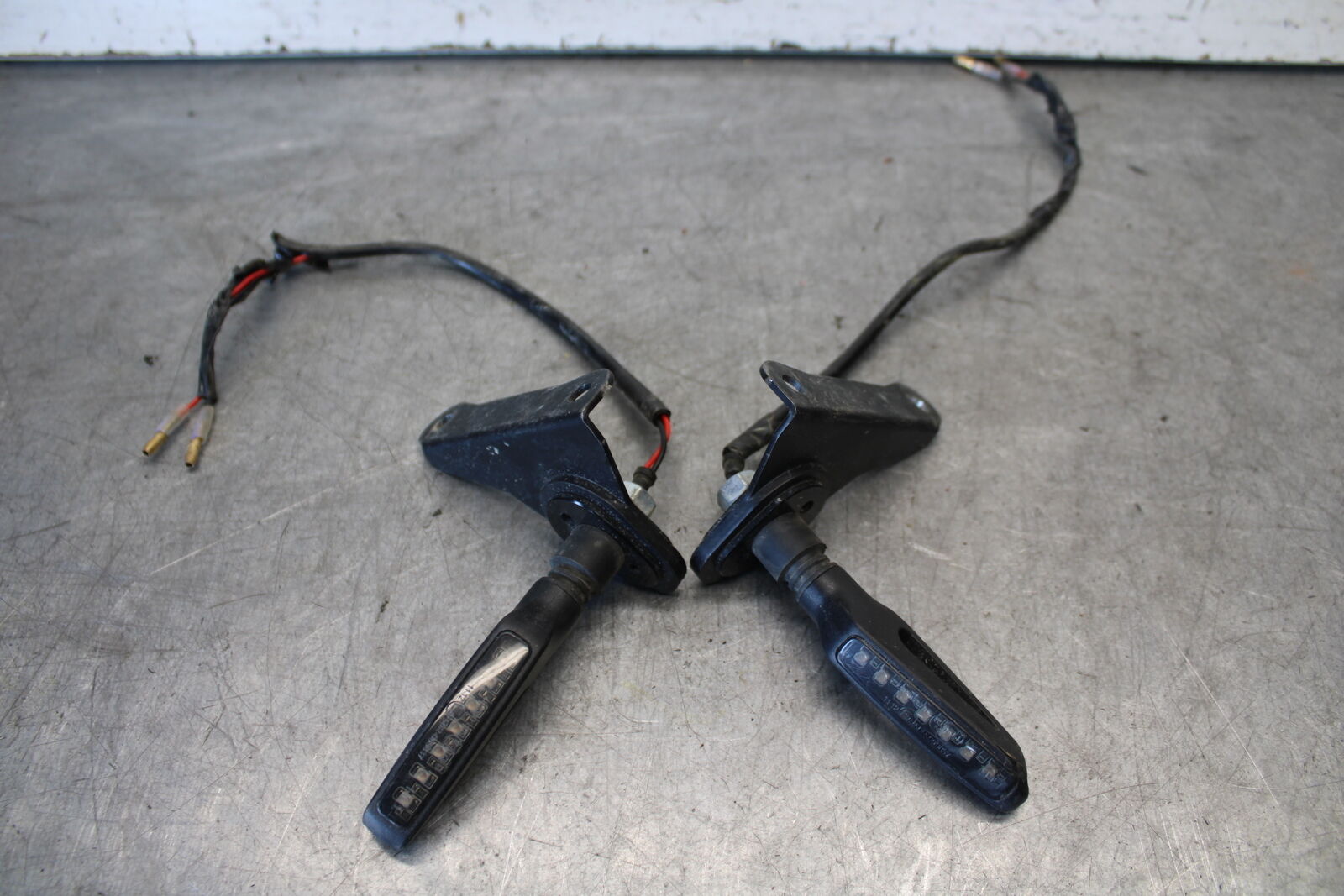 08-16 YAMAHA YZF R6 AFTERMARKET REAR LEFT RIGHT TURN SIGNALS BB665