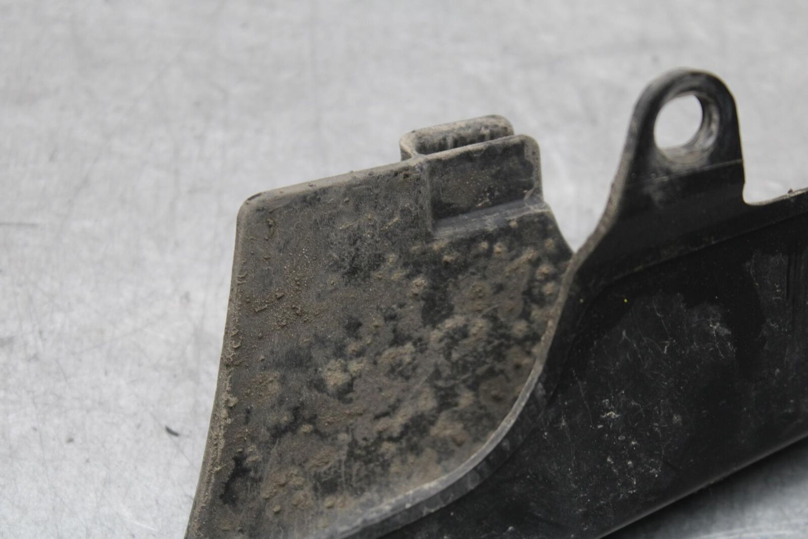 2008 Honda CBF1000 REAR BACK DRIVE CHAIN GUARD COVER SHIELD BB641