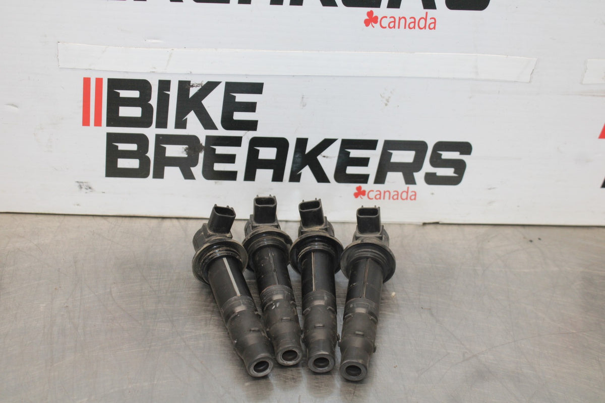 03 YAMAHA YZF R1 IGNITION COILS COIL SPARK PLUG CAPS BB895