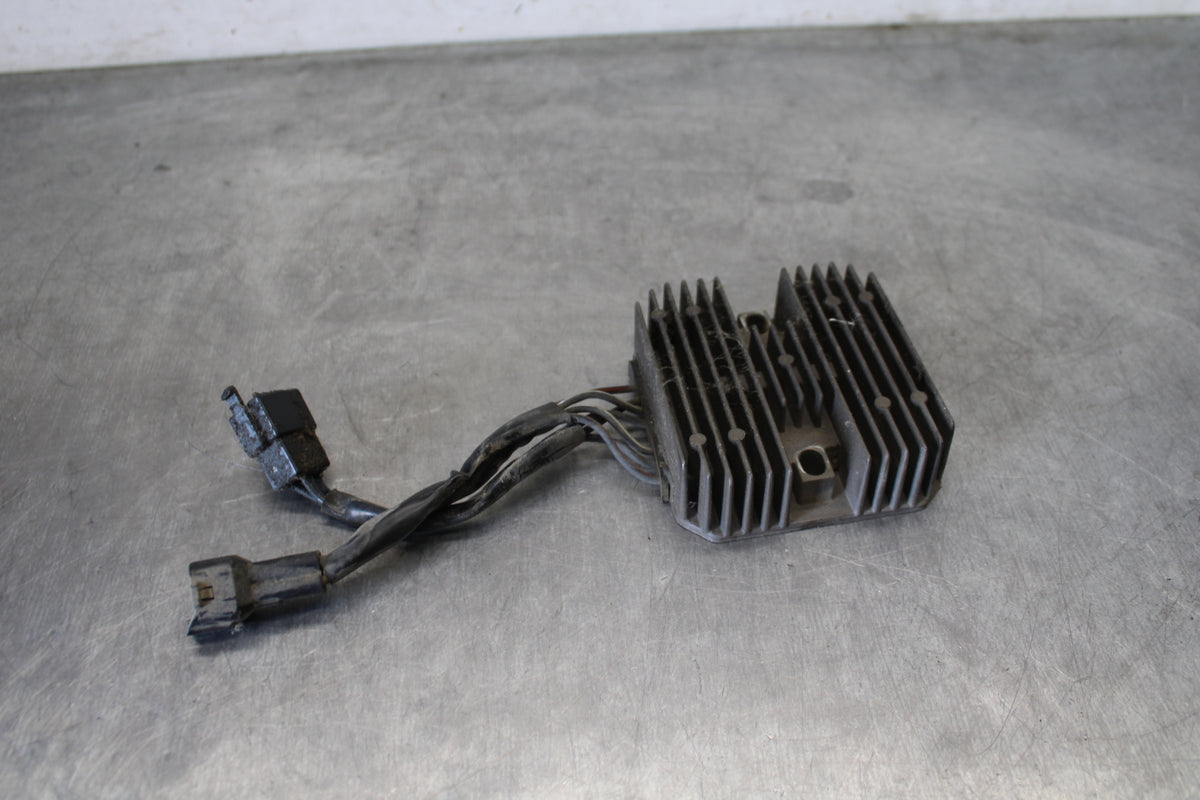 04 SUZUKI INTRUDER 800 RECTIFIER VOLTAGE REGULATOR BB758