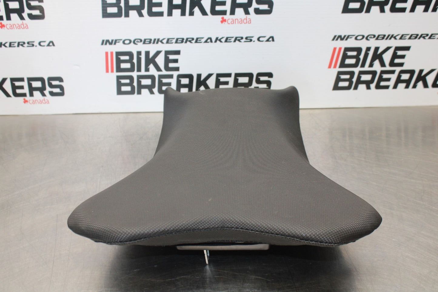 18-23 KAWASAKI NINJA 400 EX400 ABS FRONT DRIVERS SEAT PAD SADDLE PILLION BB192