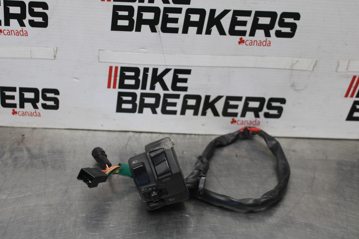13-18 KAWASAKI NINJA ZX6R LEFT CLIP ON HANDLE HORN SIGNALS SWITCHES BB915