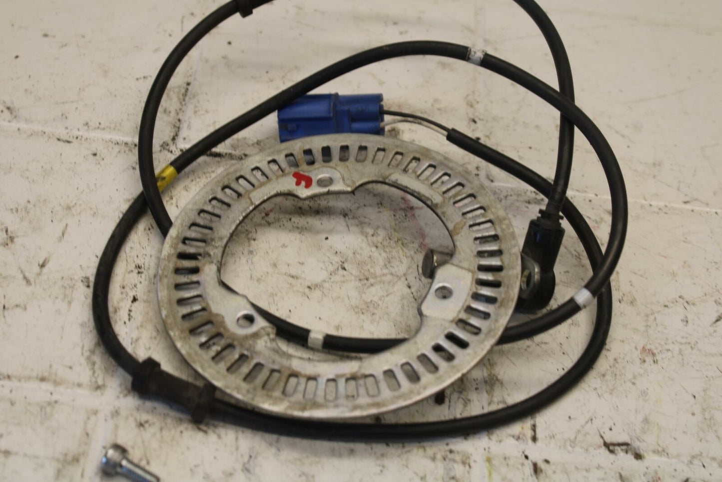 06-07 SUZUKI BANDIT 1200S ABS FRONT WHEEL ABS BRAKE RING DISC BB21