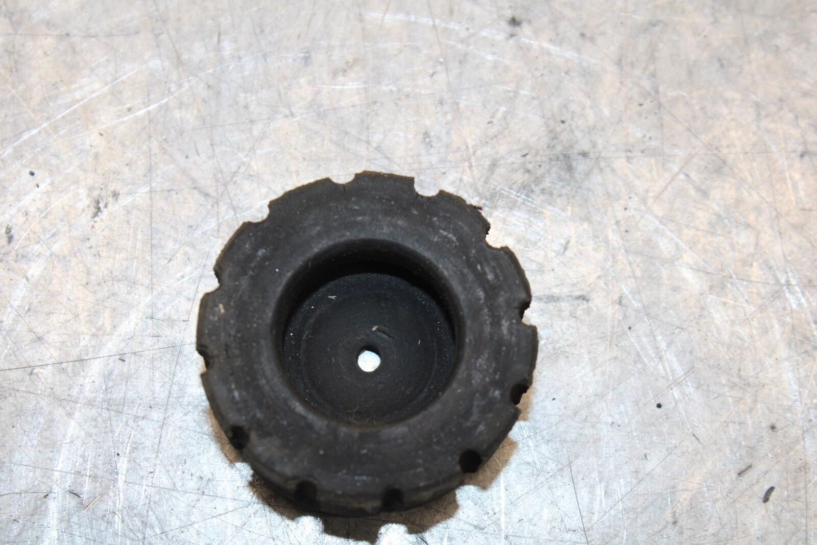 1974 Yamaha RD350 GAS TANK RUBBER DAMPER PAIR BB53
