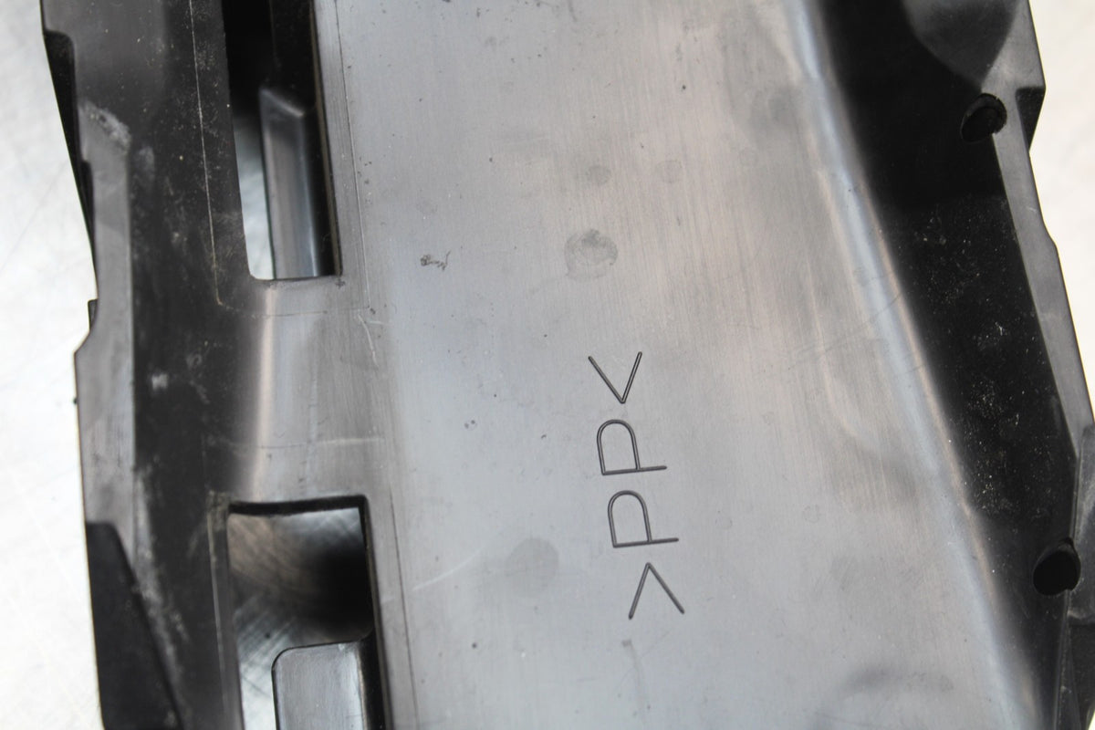 22-25 YAMAHA YZF R7 REAR BACK TAIL UNDERTAIL BATTERY TRAY PLASTIC BB850