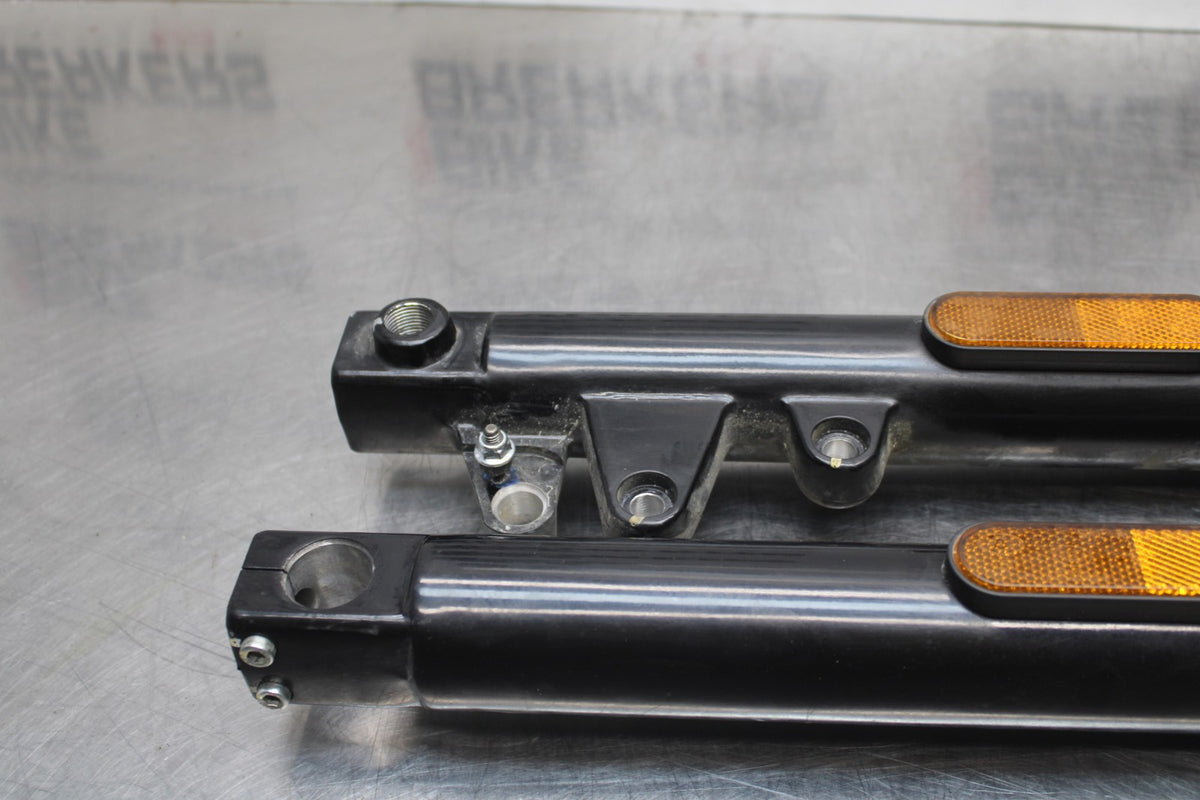19 MOTO GUZZI V7 III FRONT FORKS SHOCK SUSPENSION SET PAIR BB831