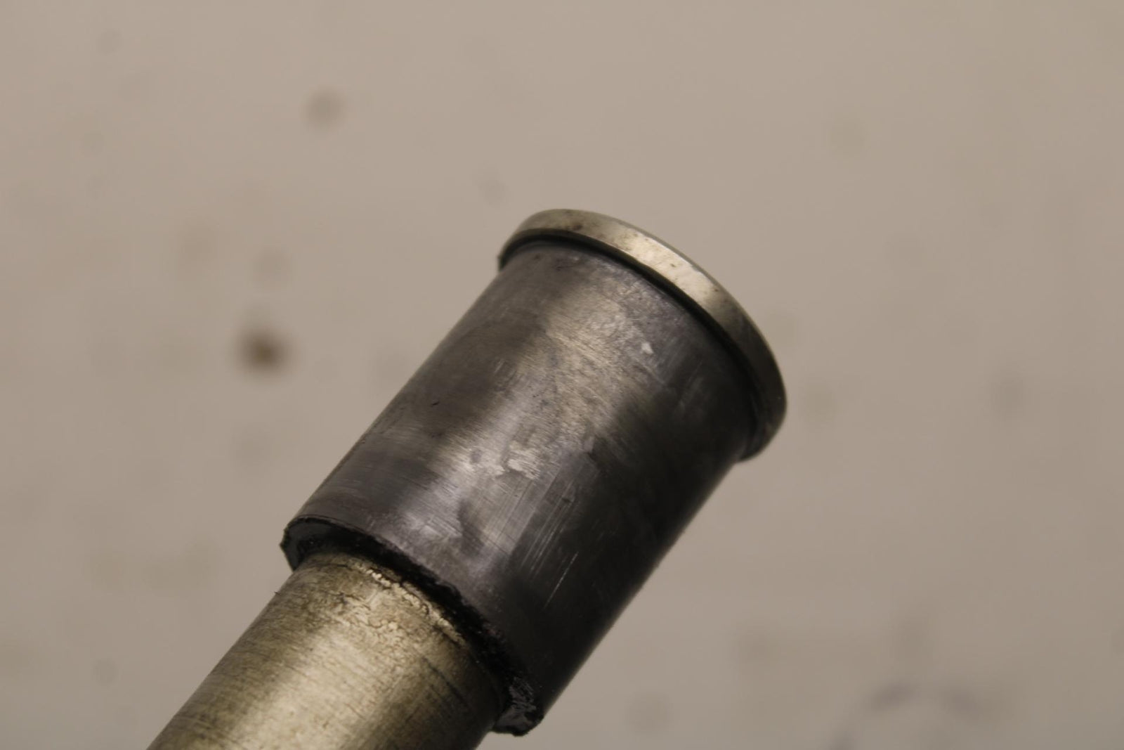 03-08 KAWASAKI VULCAN 1600 FRONT WHEEL RIM AXLE PIVOT BOLT BB616