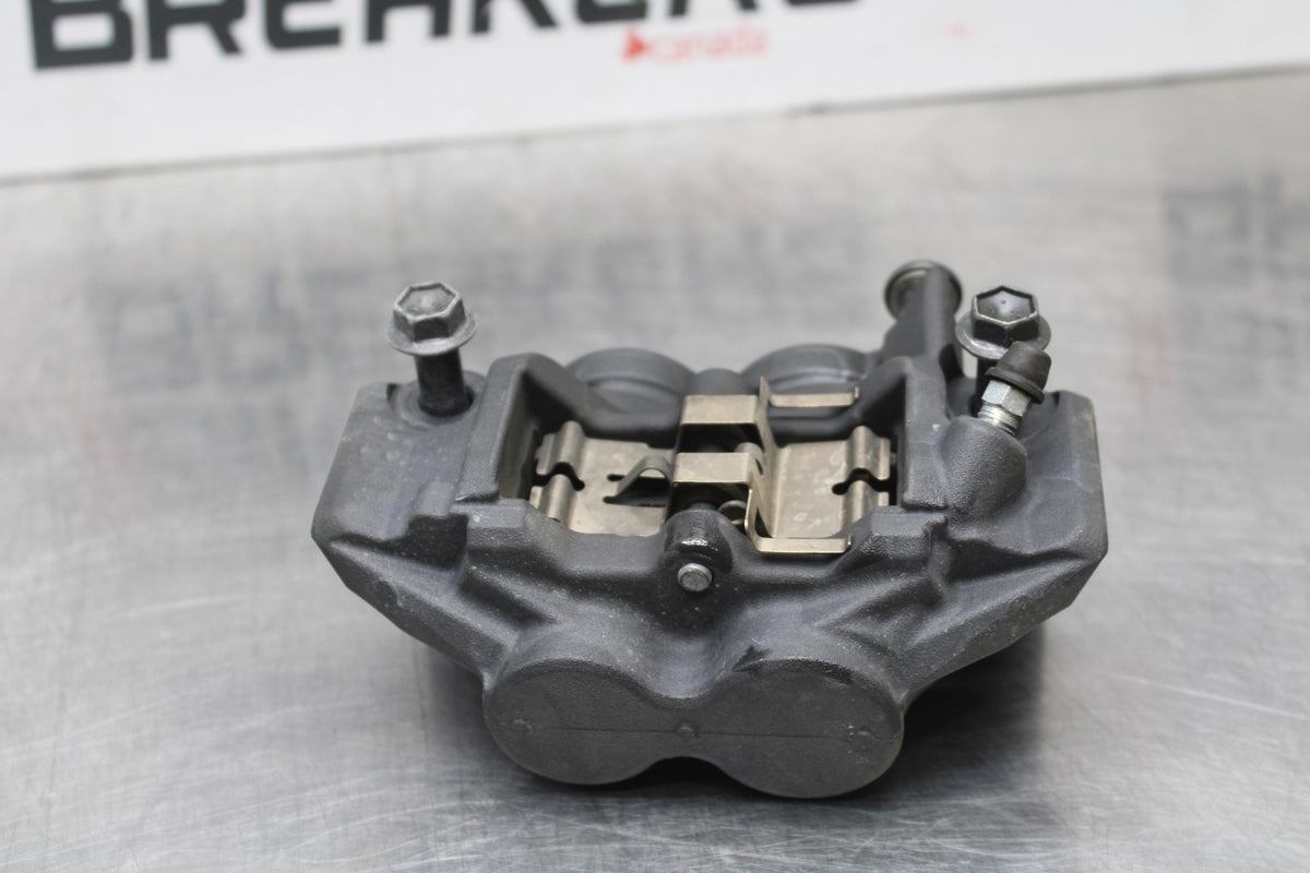 22-25 YAMAHA YZF R7 RIGHT LEFT FRONT BRAKE CALIPER SET PAIR CALIPERS BB769
