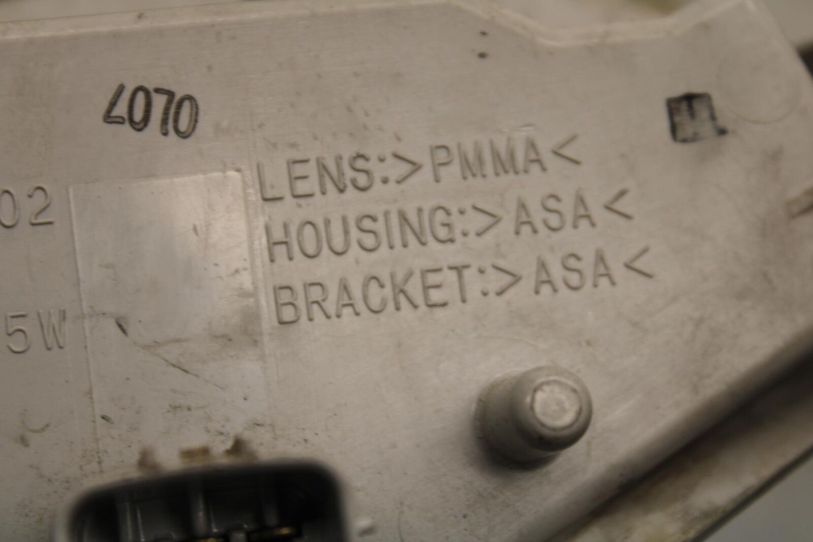 2011 Kawasaki Ninja ZX6R ZX600R REAR TAIL TAILLIGHT BRAKE LIGHT BB587