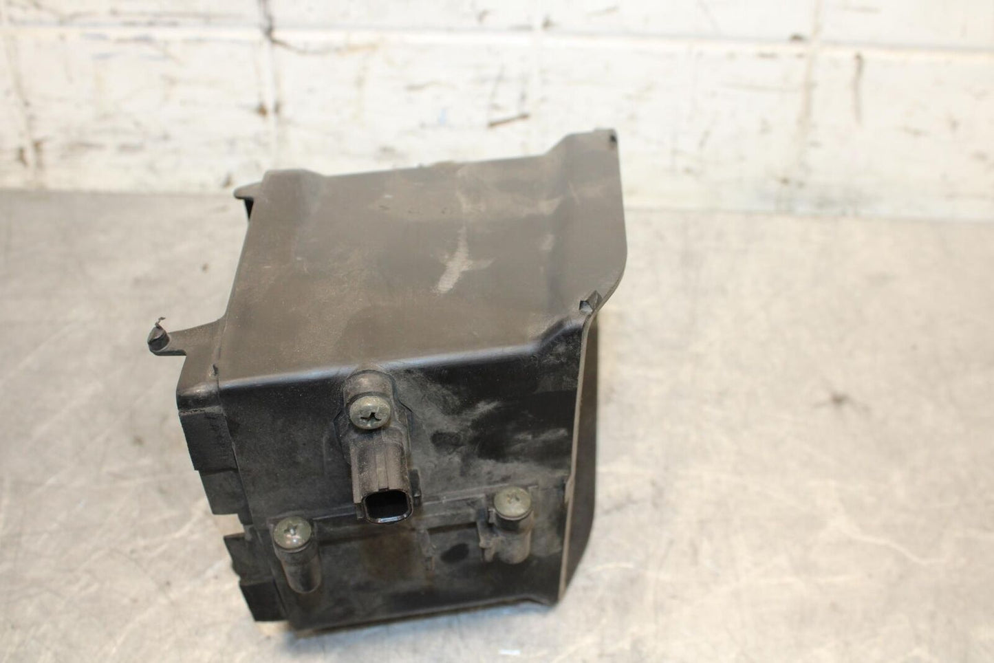 2006 07 Yamaha YZF R6 RAM AIR INTAKE TUBE DUCT BB423