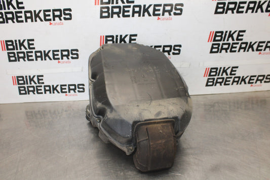 98-05 HONDA SUPER HAWK 1000 VTR1000F AIRBOX AIR INTAKE FILTER BOX BB924