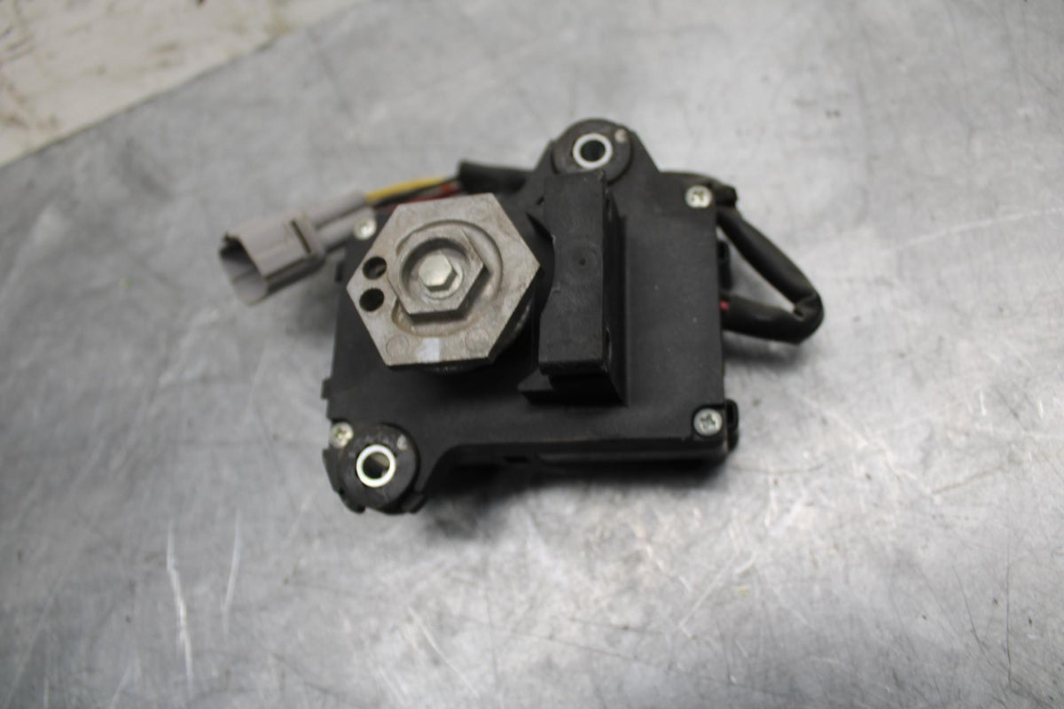 11-21 SUZUKI GSXR750 EXHAUST VALVE SERVO MOTOR BB486