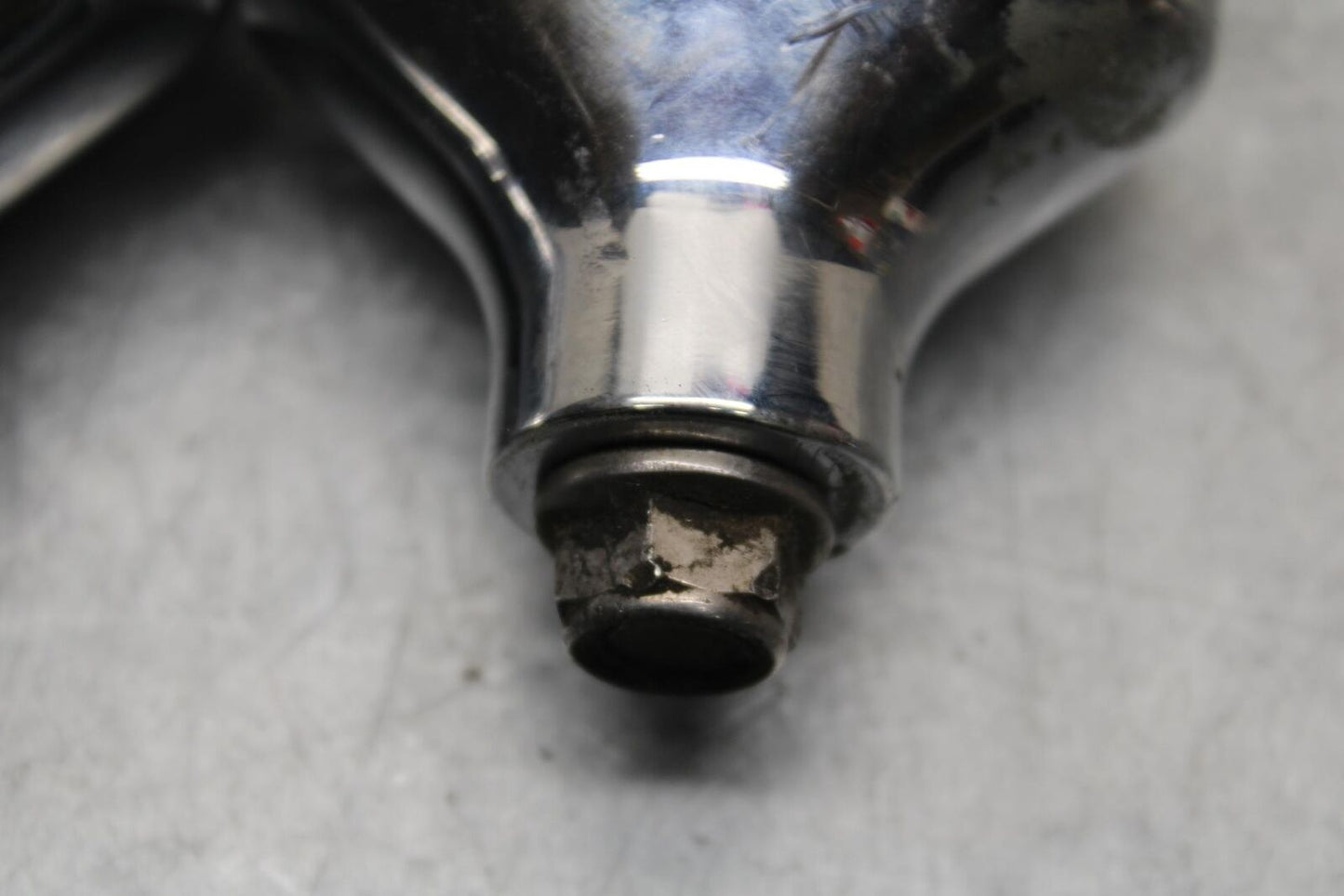 2005 Kawasaki Vulcan 1500 VN1500N Classic HANDLEBAR RISERS BB576