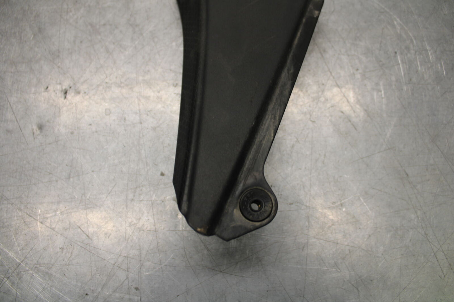 16 KAWASAKI NINJA ZX10R RIGHT FRONT DUCT COVER  BB650