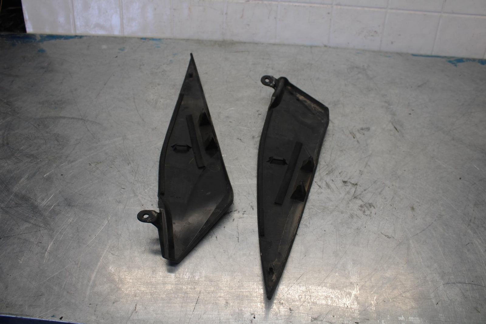 07-08 YAMAHA YZF R1 RIGHT LEFT GAS FUEL TANK PANELS COVERS TRIM SET COWLS  BB425