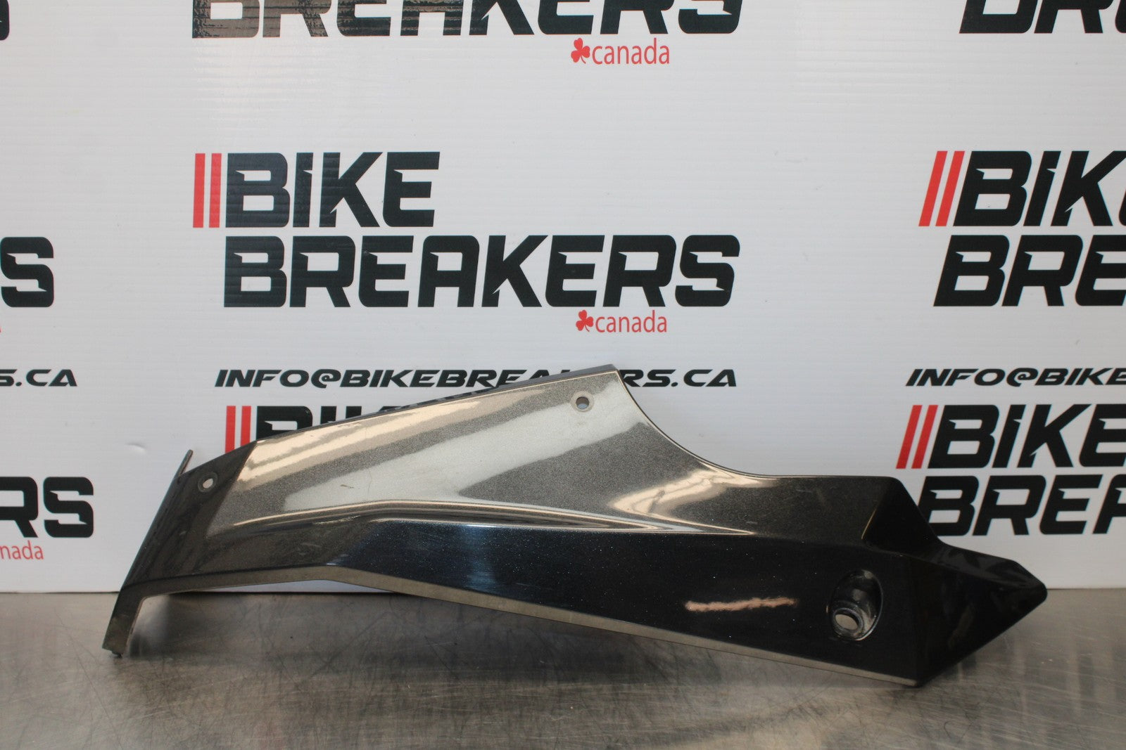 18-23 KAWASAKI NINJA 400 EX400 ABS LEFT LOWER BOTTOM BELLY SIDE FAIRING BB192