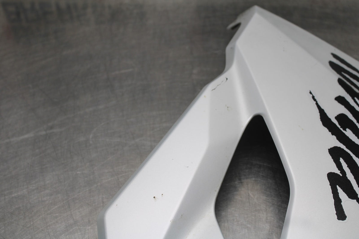 24-25 KAWASAKI NINJA ZX4R LEFT LOWER BOTTOM BELLY SIDE FAIRING COWL BB840