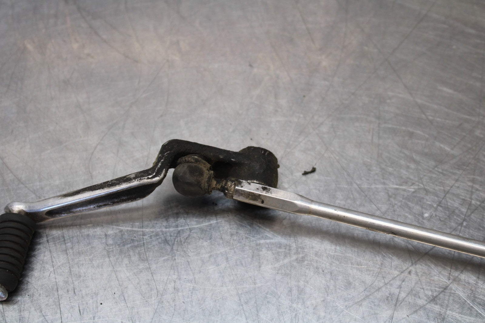 06-07 SUZUKI GSXR 600 SHIFTER LINKAGE SHIFT LINK PEDAL BB170