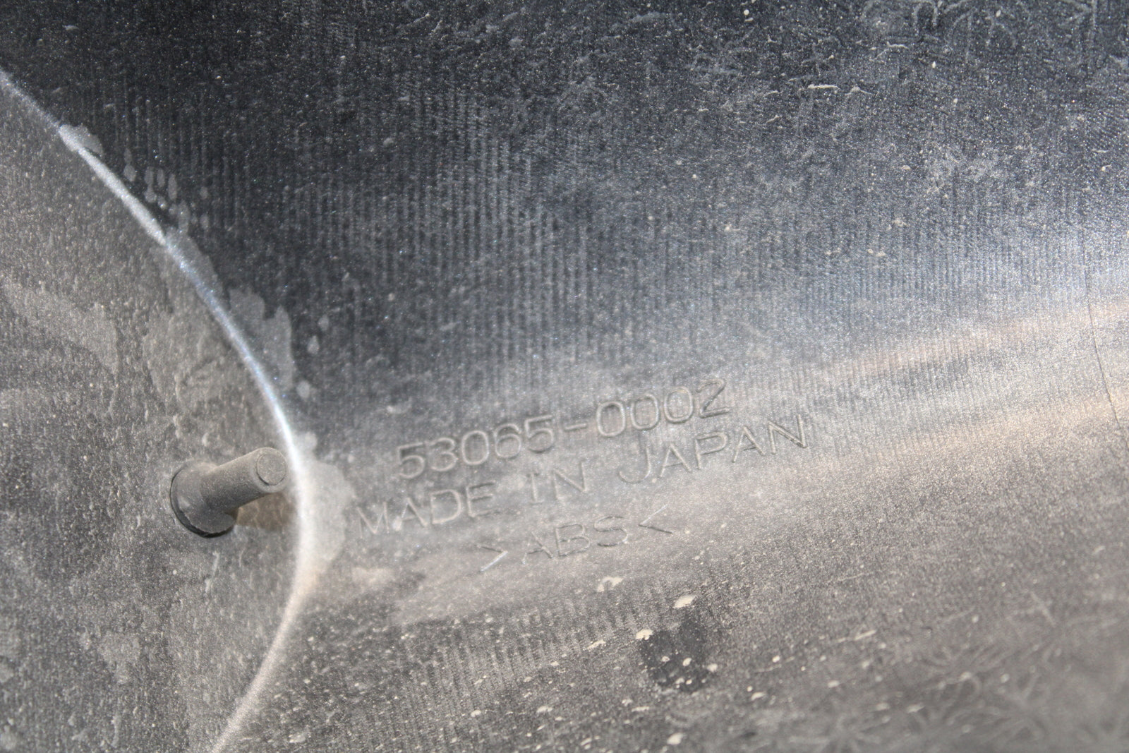 04-05 KAWASAKI NINJA ZX10R OEM REAR BACK SEAT SOLO COWL FAIRING COVER BB163